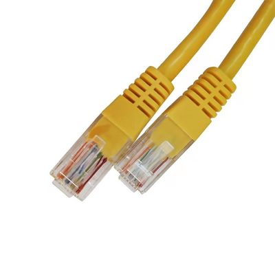 コンピュータおよびルーターのためのUTP Cat5ケーブルの黄色のパッチ・コードのイーサネット ケーブルCat5e