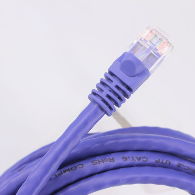 紫色色50mのCat6イーサネット ケーブル銅によって作られるRJ45 8P8C